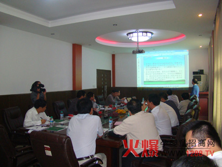 ���Ҽ�ʡ�аl(f��)��ί�I(l��ng)��(d��o)�W�R����֮�����F(tu��n)����(sh��)�ز鿴