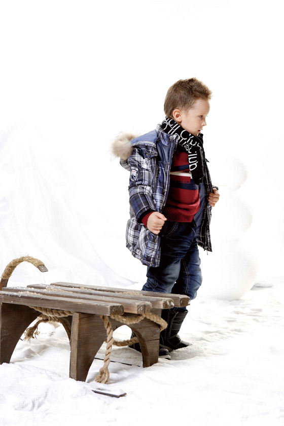 �U�P�㘷���{ɫ���Ӷ������