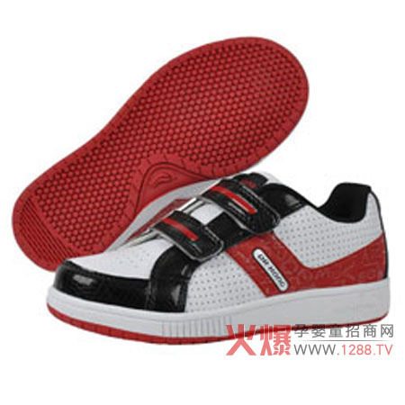 ����ʿ��ͯ�\(y��n)��(d��ng)���eЬ���m��������