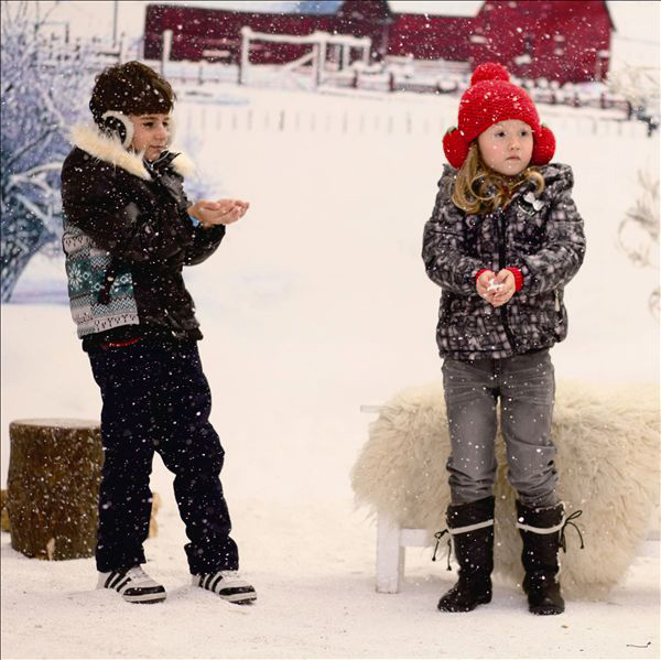 吉象貝兒男童時(shí)尚羽絨