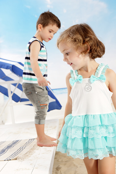 ���r���¿�ͯ�b