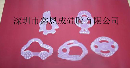 �ζ���͸�����z