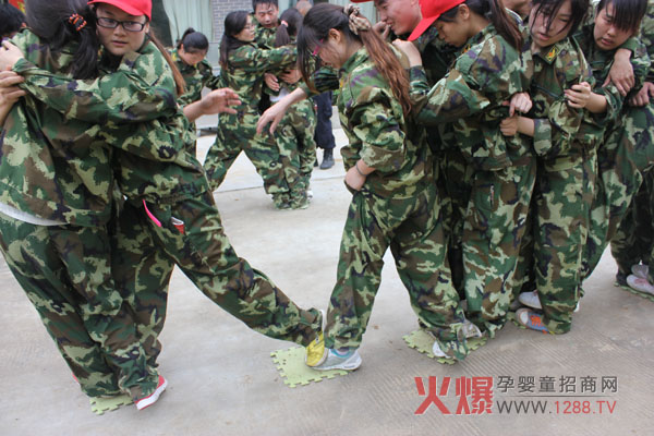 ���l(f��)���X������ֱǰ