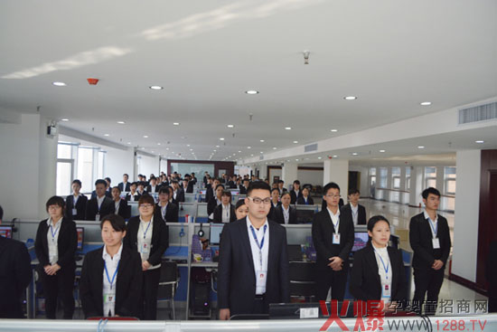 時刻奮進的火爆團隊