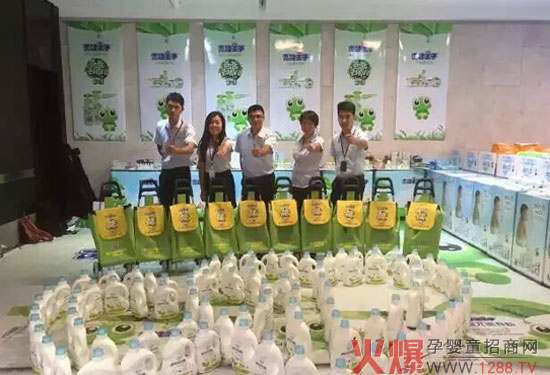 ��������ĸ�댣��С����ѿϵ�и����B�T��Ʒ�l(f��)����---Ʒ�����L(f��ng)��(qi��ng)�݁��u