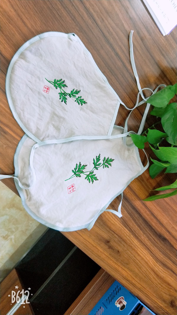 佑童小兒推拿 中藥肚兜4.jpg 佑童小兒推拿 中藥肚兜4.jpg