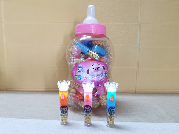 艾嬰堡手電筒小饅頭.jpg 艾嬰堡手電筒小饅頭.jpg