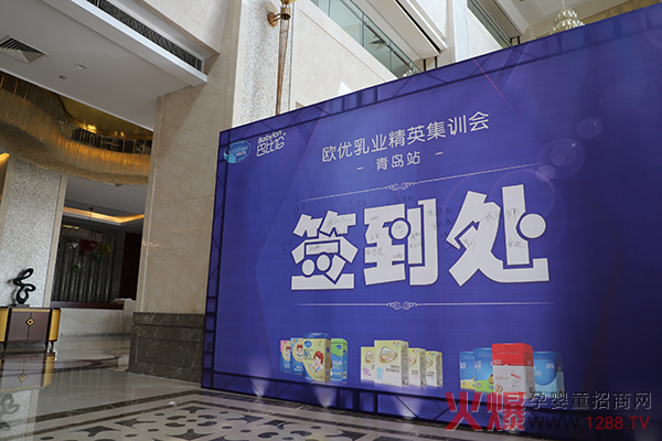 ���ܱ��l(f��)ǰ�ؠI(y��ng)�N�����������һ�����ͱȂ����u��Ӣ��Ӗ(x��n)��(hu��)�A�M�e��