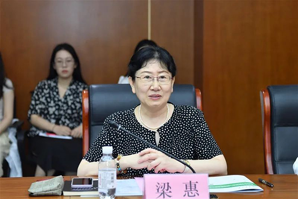 萬哺樂與中歐營養(yǎng)與健康聯(lián)合研究中心簽約合作3.jpg 萬哺樂與中歐營養(yǎng)與健康聯(lián)合研究中心簽約合作3.jpg