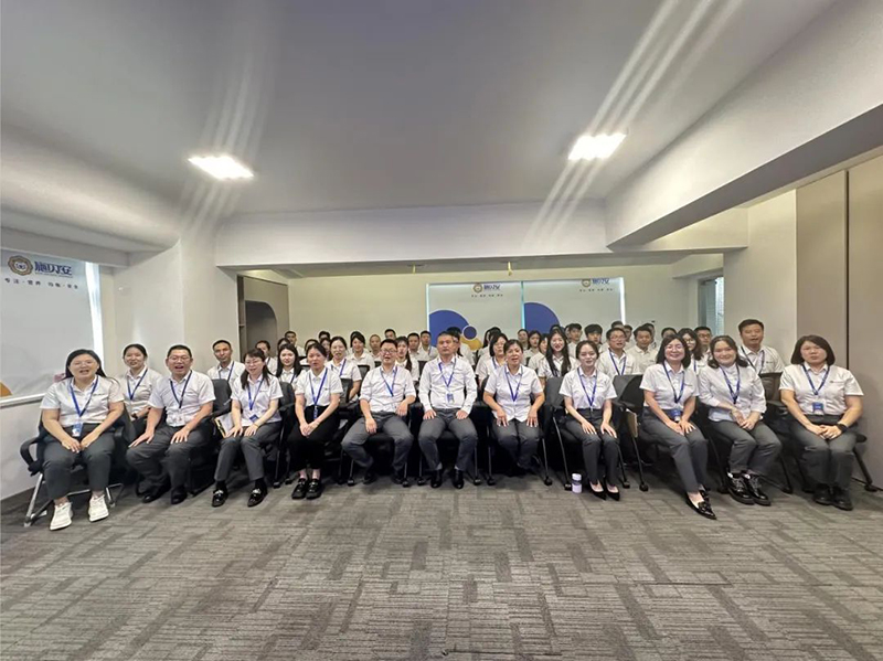 施貝安2023年度特別回顧之母嬰行業(yè)會(huì)議篇13.jpg 施貝安2023年度特別回顧之母嬰行業(yè)會(huì)議篇13.jpg