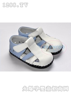 ܽ��ɰ�ɫ�냺Ь