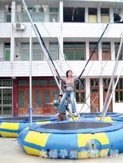 ͯ��֮��С�w�b�ĘO