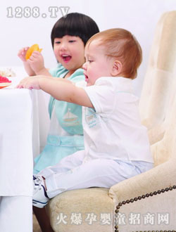 �����ܰ�ɫ�냺���b