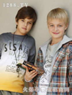 �r������