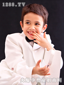 �����f�@�zӰ��Ʒ���к�