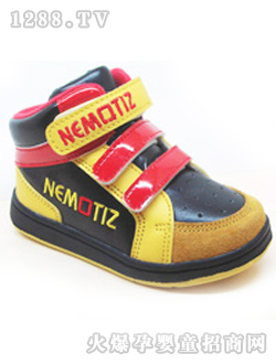 ��ô������ɫ��ͯ����Ь