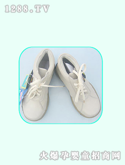 ���������eЬ