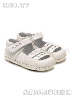 С�{(l��n)���ɫ�냺Ь