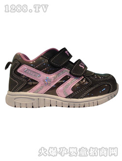 �ƿ˃�ͯ�����\��Ь�ۼt���ɫ