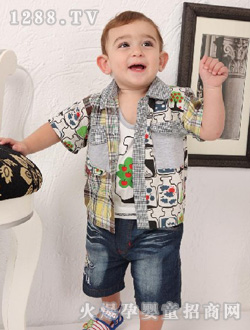 �������׃����e����