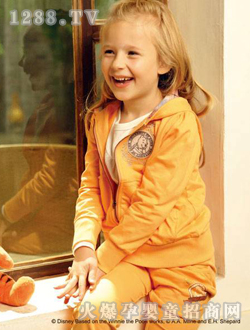 С�ܾS�����SɫŮͯ���b