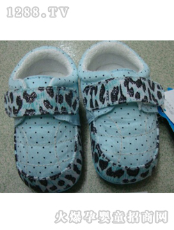 �����{(l��n)ɫ���c(di��n)�냺Ь