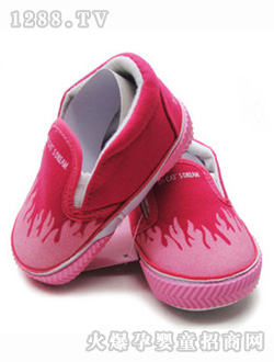 ��؈֮���tɫ��Ь