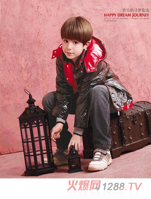 ��ʿ�ጚ��ͯ�b��ɫ