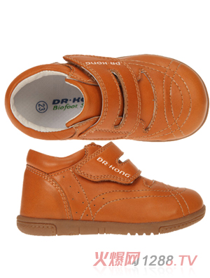 ����ʿ�׃��W(xu��)��Ь���Sɫ