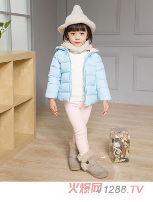 ���c(di��n)�neͯ��Ů���������{(l��n)ɫ���b