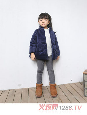 ���c(di��n)�neͯ��Ů�����������{(l��n)ɫ����