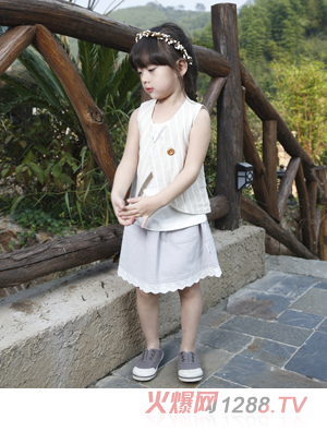 ���c�neͯ��Ů�����ļ�ȹ�b